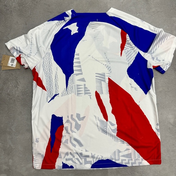 Nike France Pre-match soccer jersey 2022-23 warm up - Picture 4 of 4